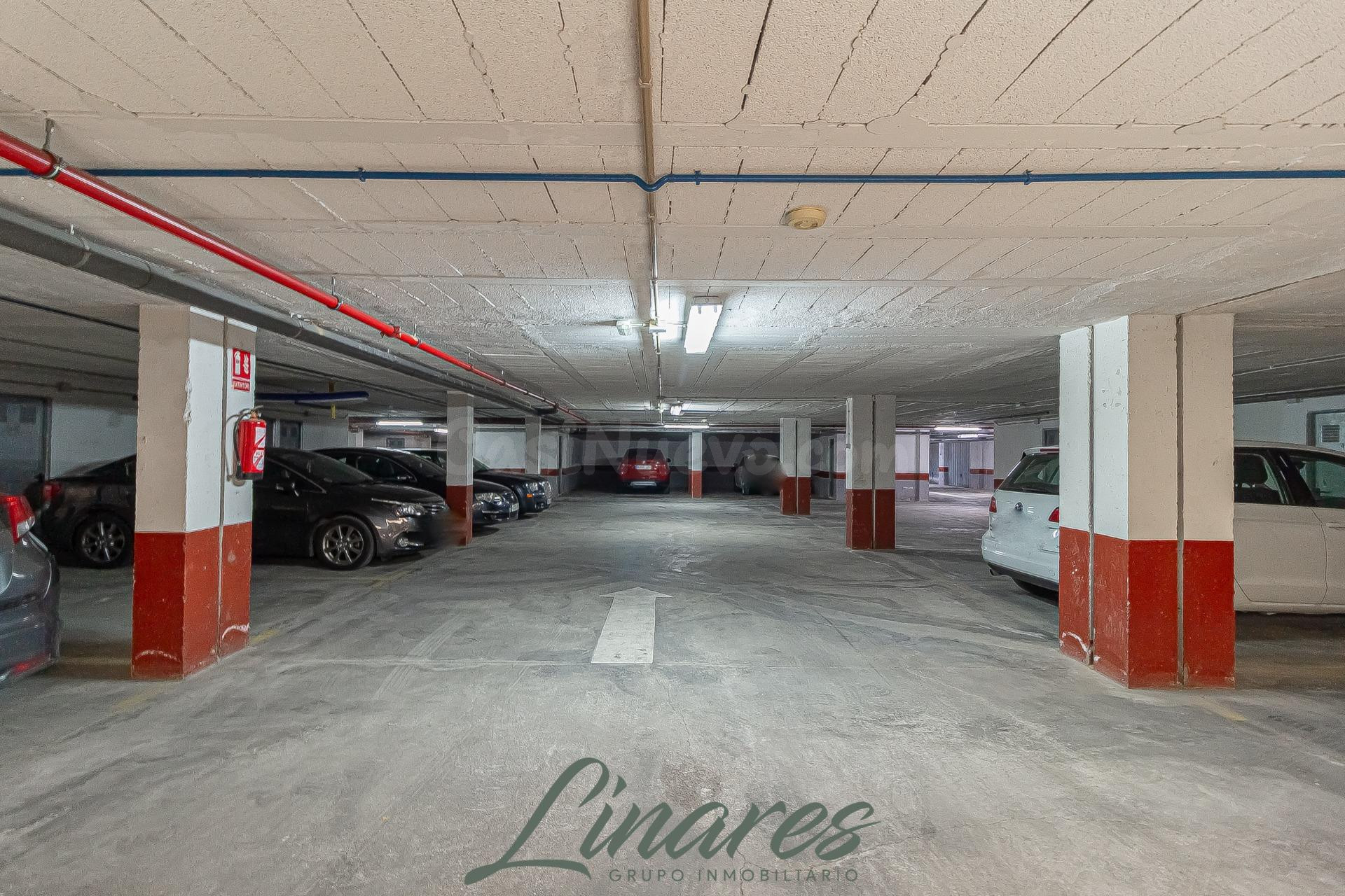 Se vende plaza de parking con trastero en Km 2, zona Cavana. - foto 3