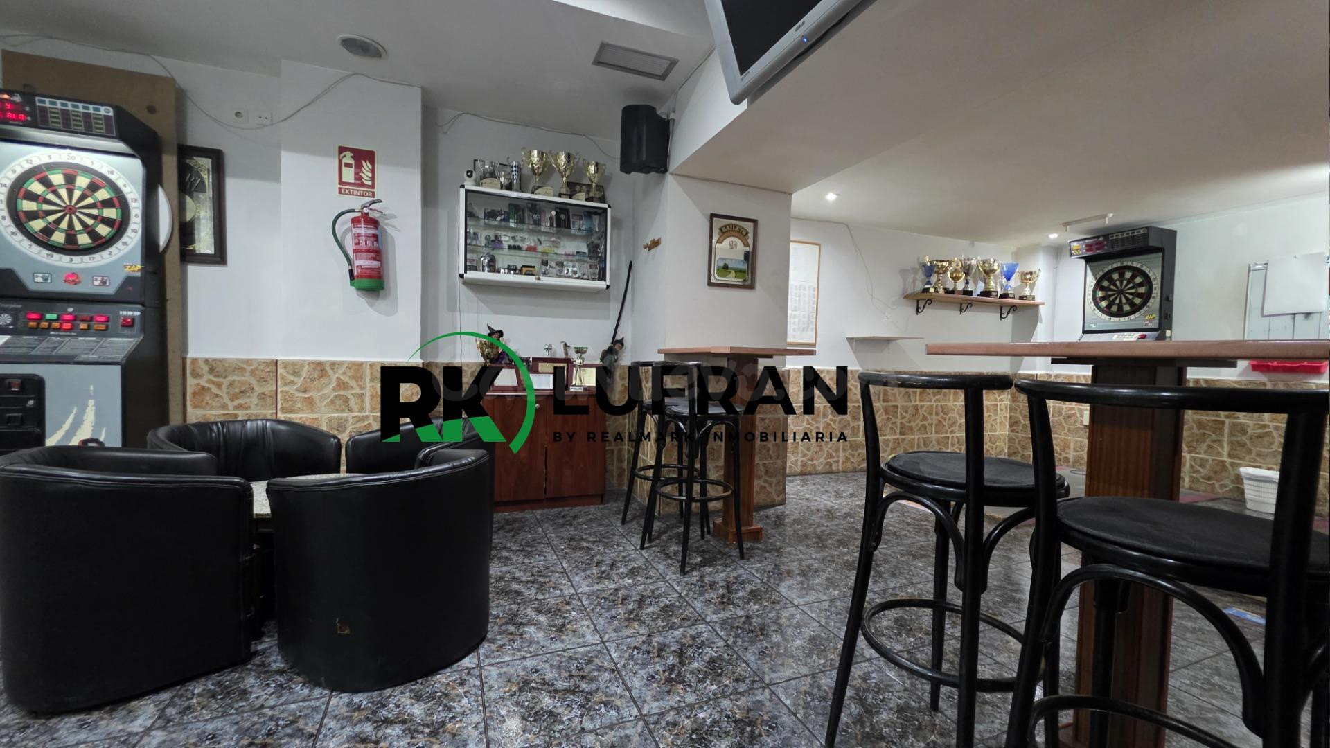 LOCAL EN VENTA CON LICENCIA DE CAFETERIA EN CAROLINAS ALTAS  - foto 5
