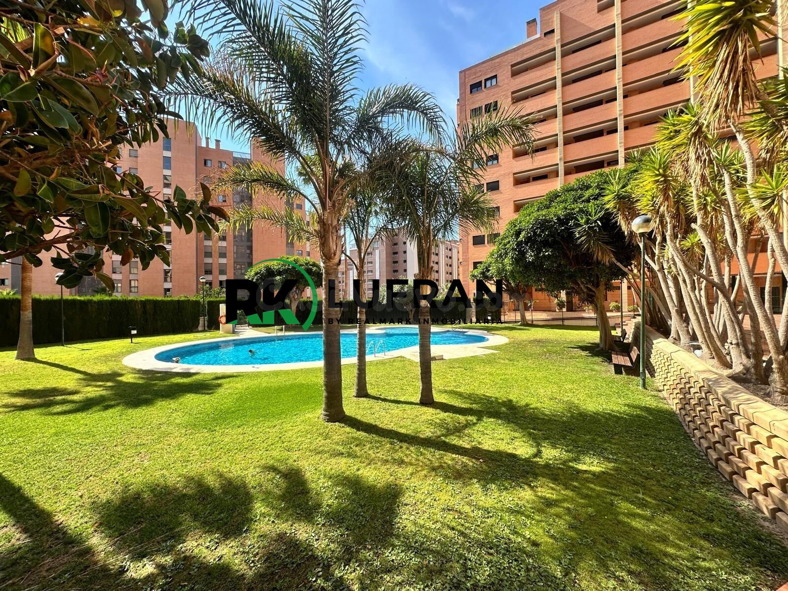 PISO A LA VENTA EN LA CALA DEL FINESTRAT - A UN PASO DE LA P