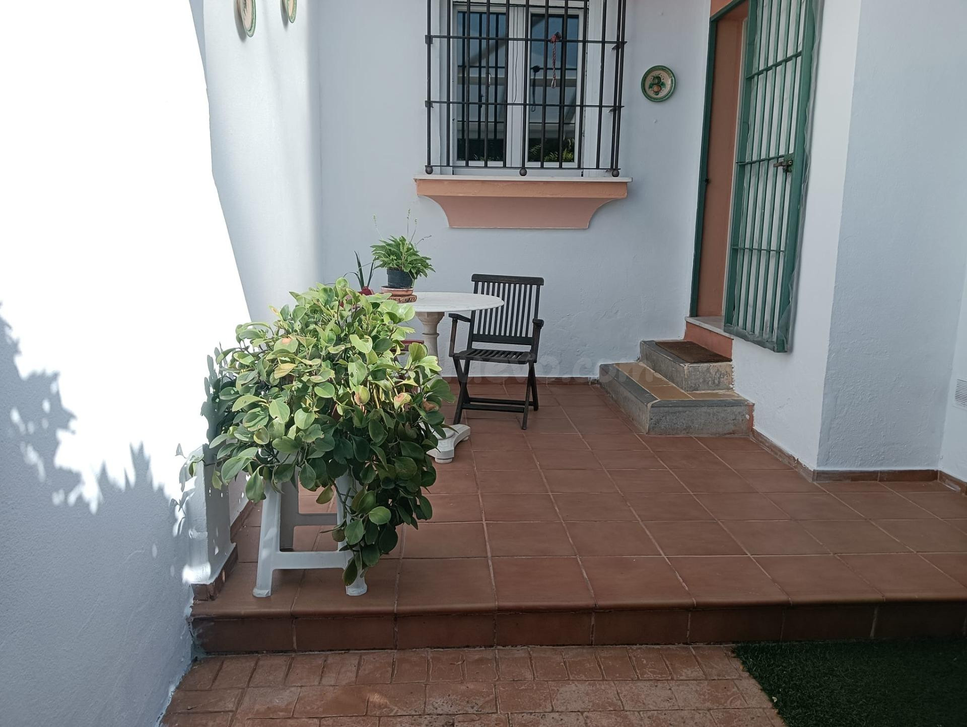 Adosado en Puerto Real - El Almendral - foto 3