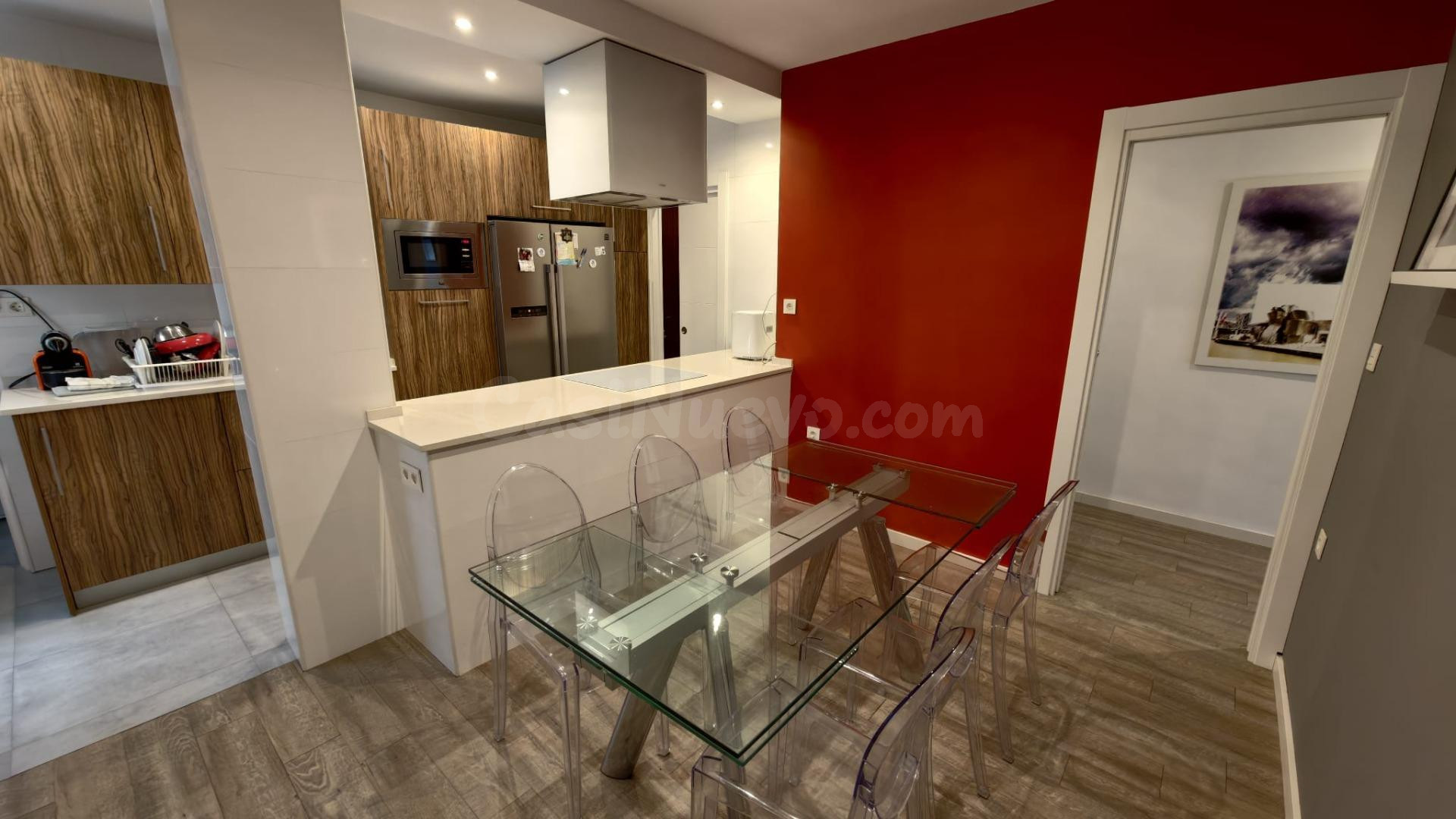 Vive junto a Playa Victoria | Piso Reformado con opción de 3 Dormitorios - foto 2