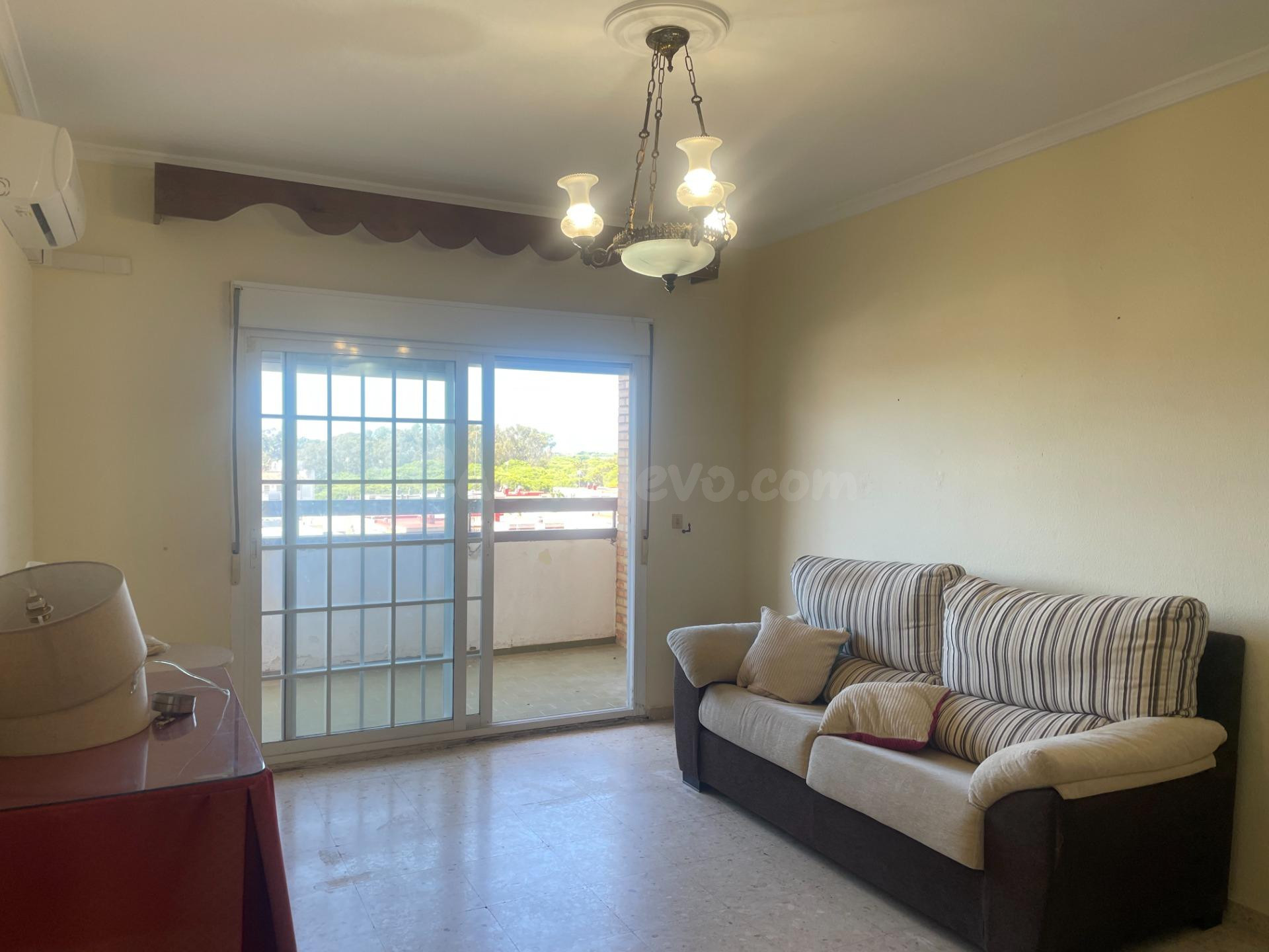 Exclusivo piso de 4 Dormitorios con Vistas a la Bahía | Una de las mejores zonas de El Puerto de Santa María (1.150 €/mes) - foto 5