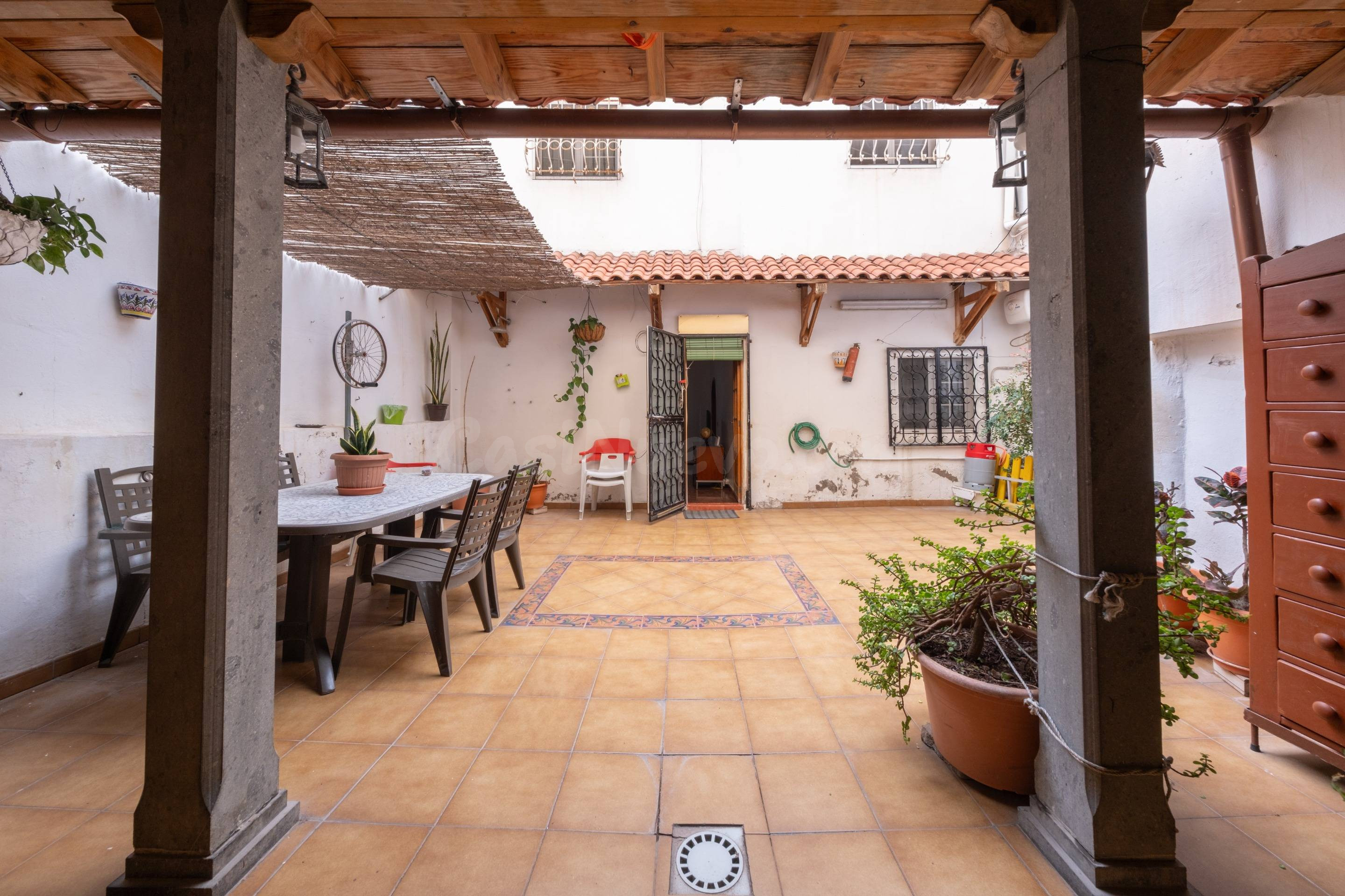 Casa terrera con garaje y azotea a 400 m de Las Canteras - foto 2