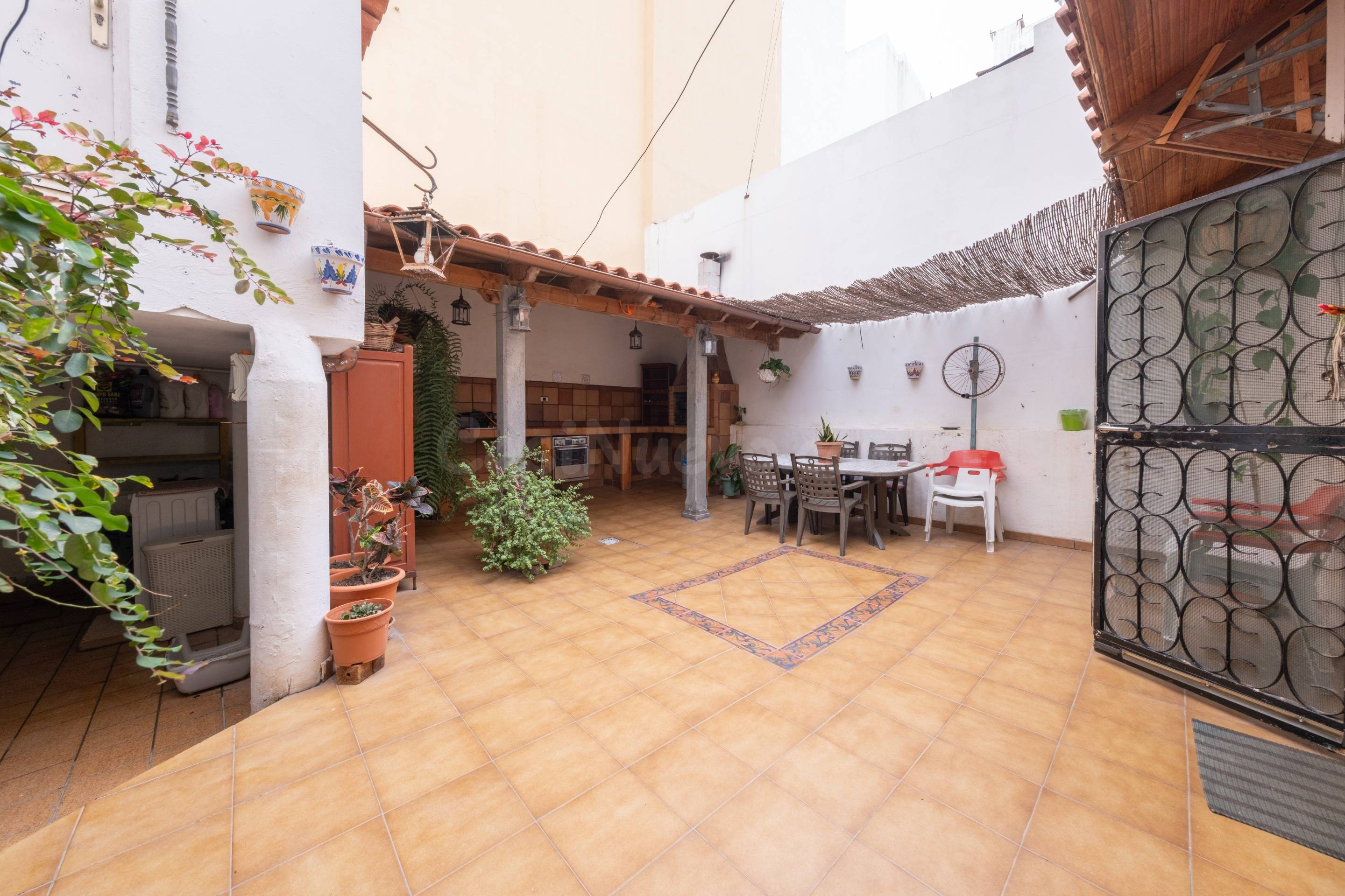 Casa terrera con garaje y azotea a 400 m de Las Canteras - foto 4