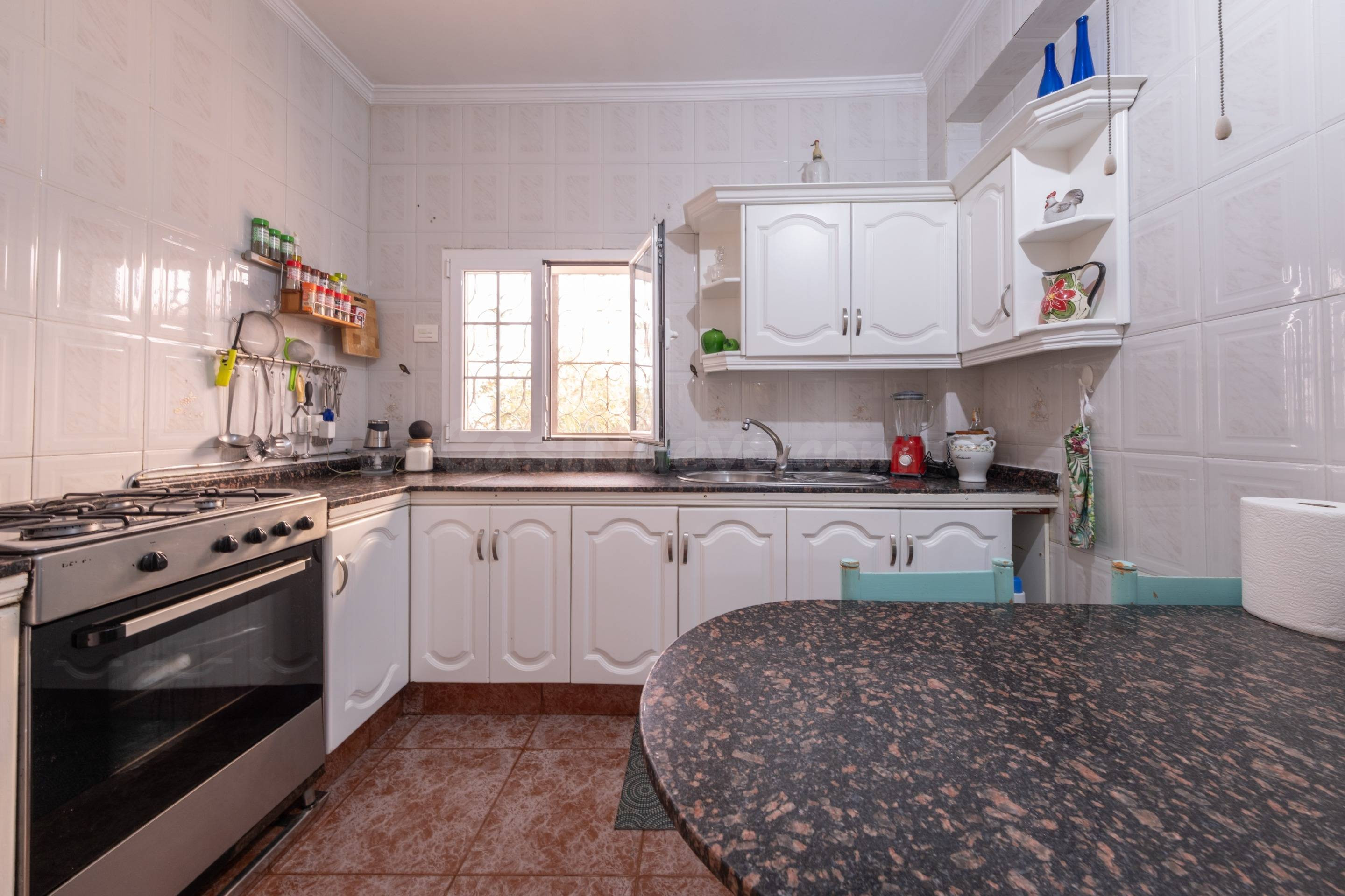 Casa terrera con garaje y azotea a 400 m de Las Canteras - foto 5