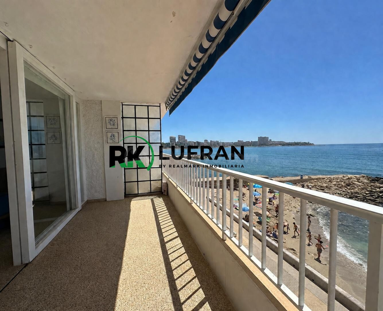 PRIMERA LINEA DE LA PLAYA DE LA ALBUFERETA - foto 4