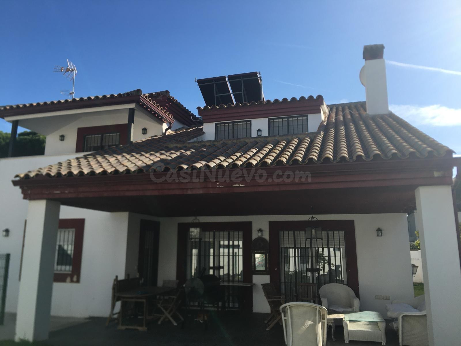 EXCLUSIVO CHALET INDEPENDIENTE EN VALDELAGRANA