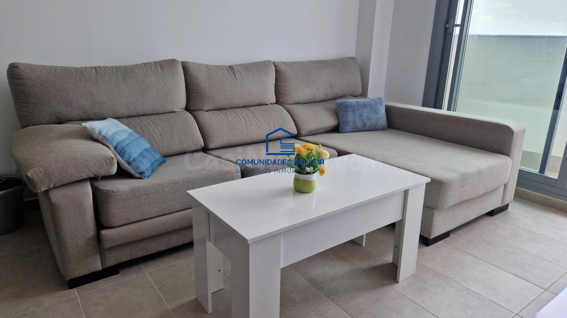 Apartamento en Alquiler con vistas al Mar