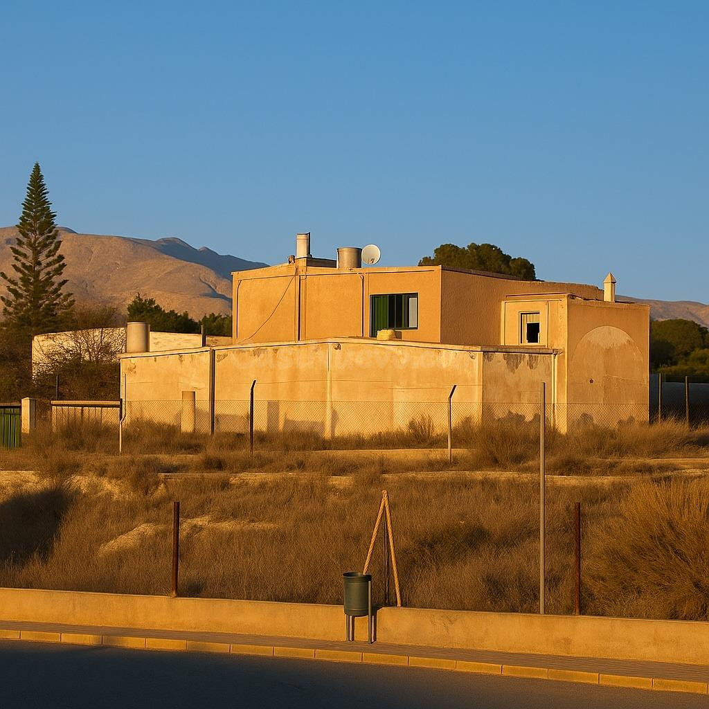Encantadora finca rústica con cortijo y balsa de agua en Pec - foto 4