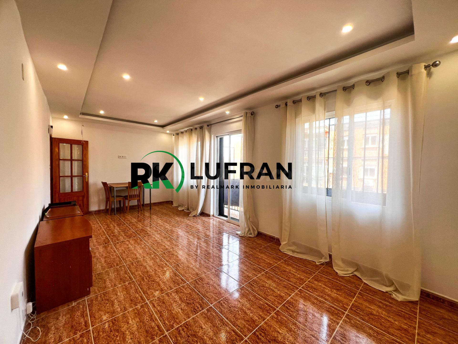 PISO A LA VENTA EN BARRIO ALTOZANO - ALICANTE - foto 2