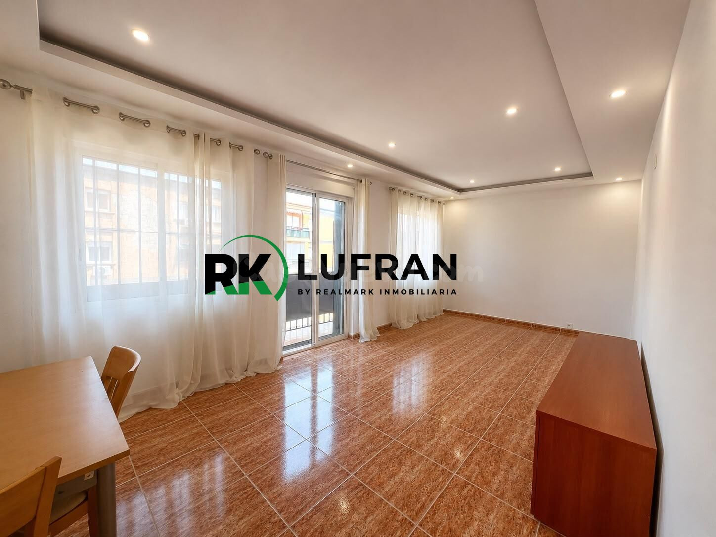 PISO A LA VENTA EN BARRIO ALTOZANO - ALICANTE - foto 3
