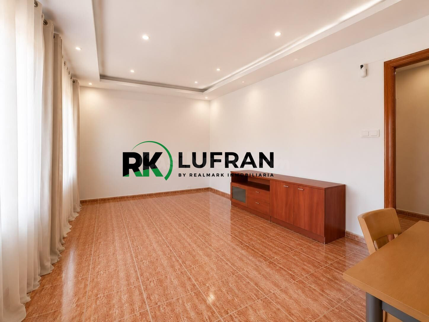 PISO A LA VENTA EN BARRIO ALTOZANO - ALICANTE - foto 4