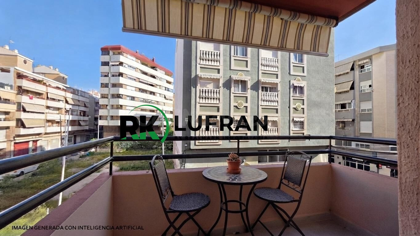 PISO REFORMADO EN BARRIO CAROLINAS ALTAS - ALICANTE