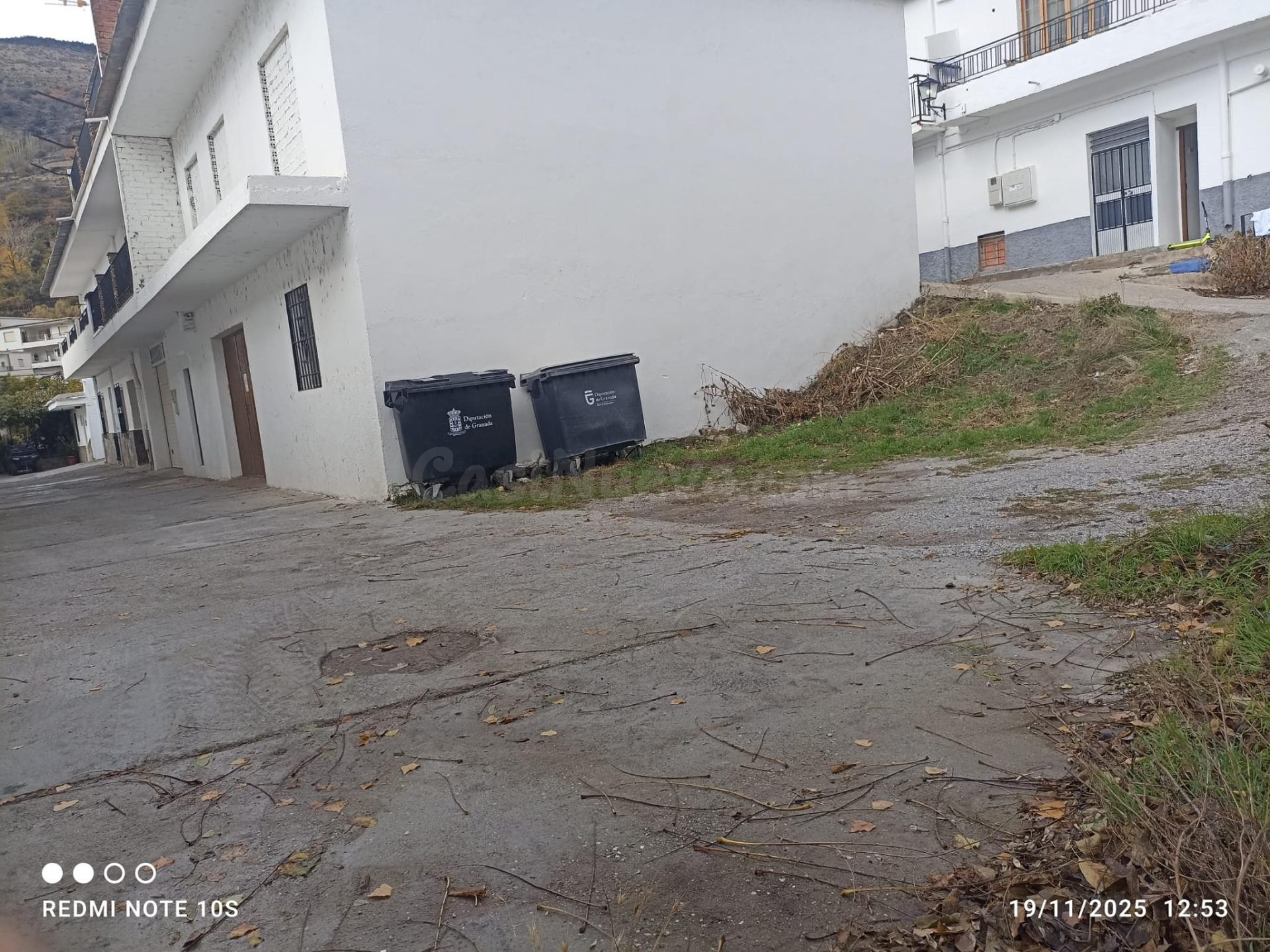 SE VENDE TERRENO URBANO EN TREVÉLEZ