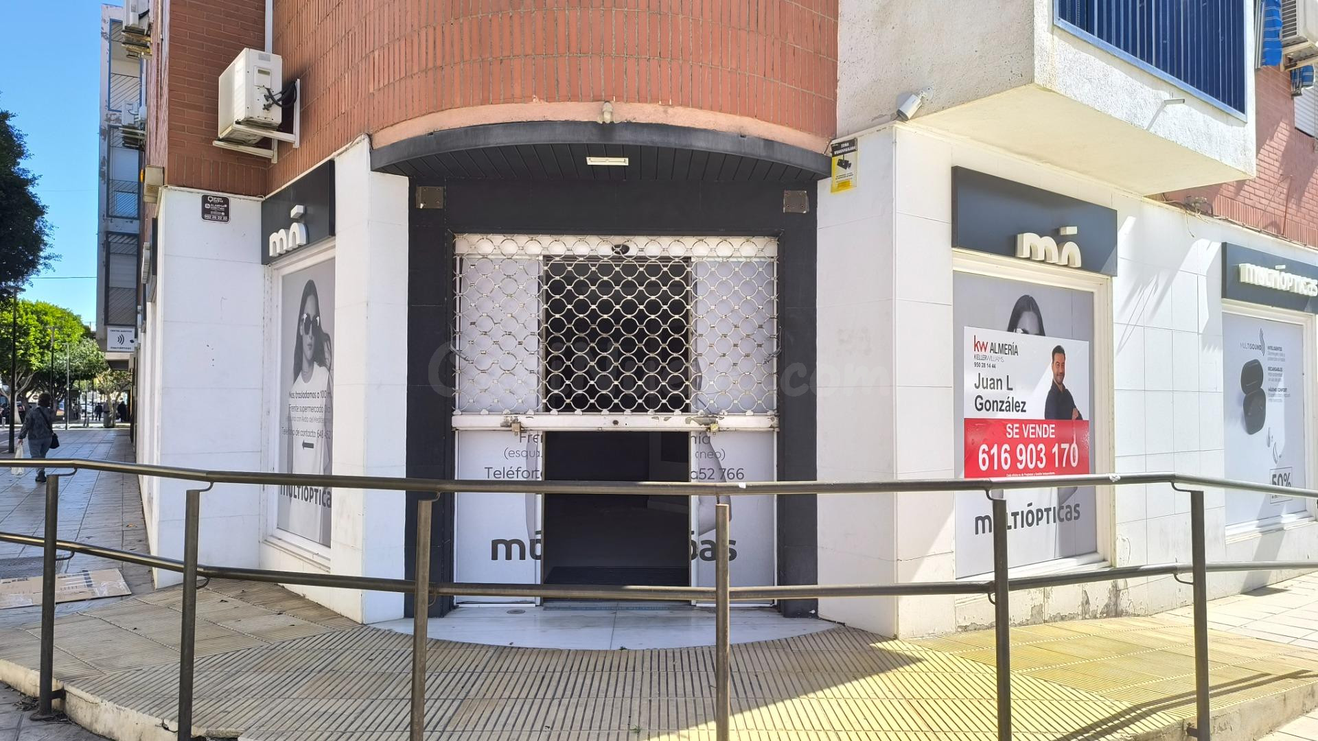 LOCAL PREMIUM EN ESQUINA - 191 M2 EN CARRERA DEL PERÚ - ALME
