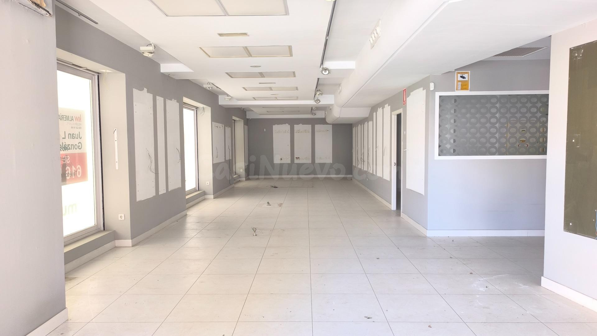LOCAL PREMIUM EN ESQUINA - 191 M2 EN CARRERA DEL PERÚ - ALME - foto 5