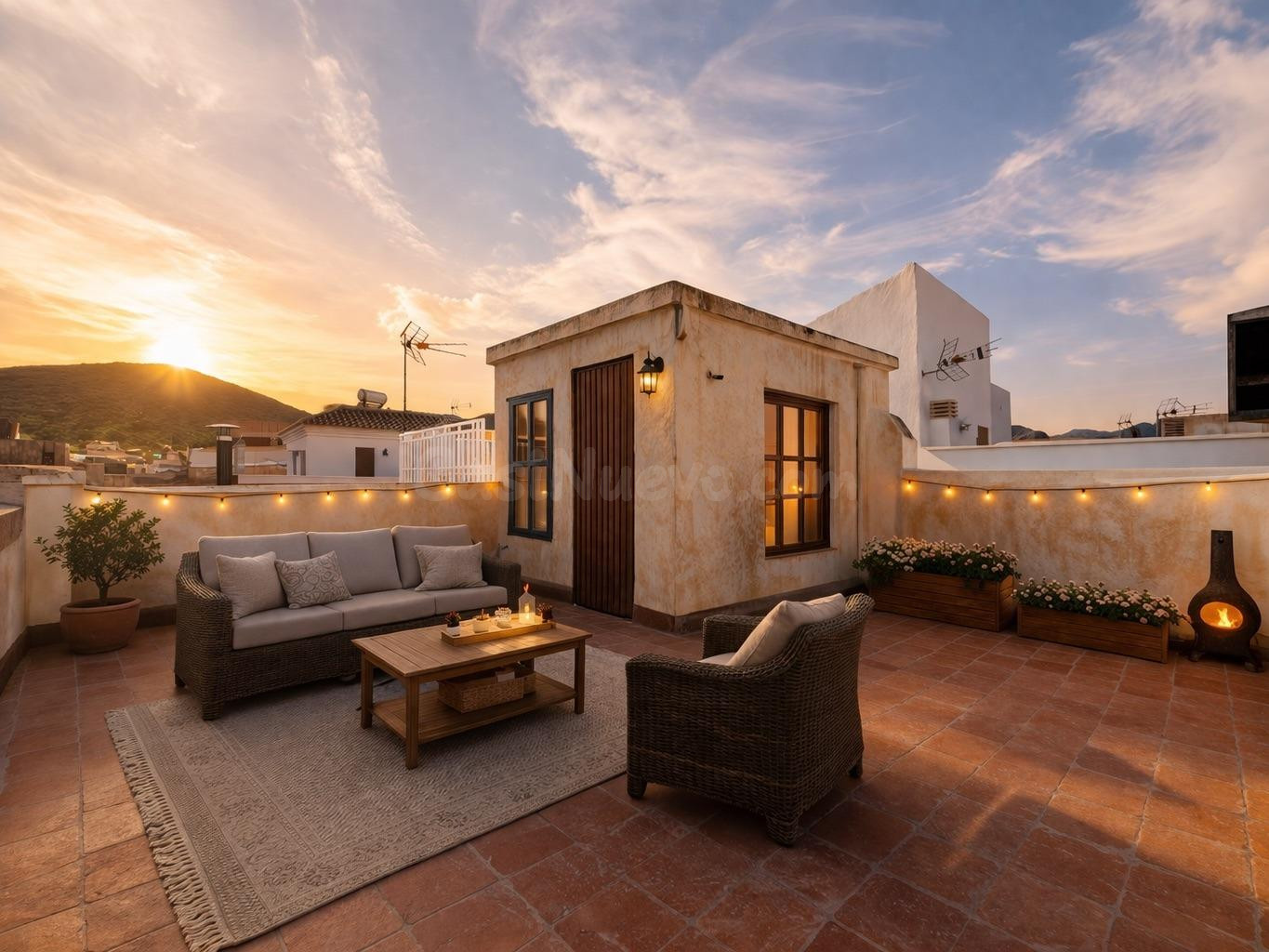 Casa de 145 m2 en Berja para reformar – gran potencial y ubi - foto 3