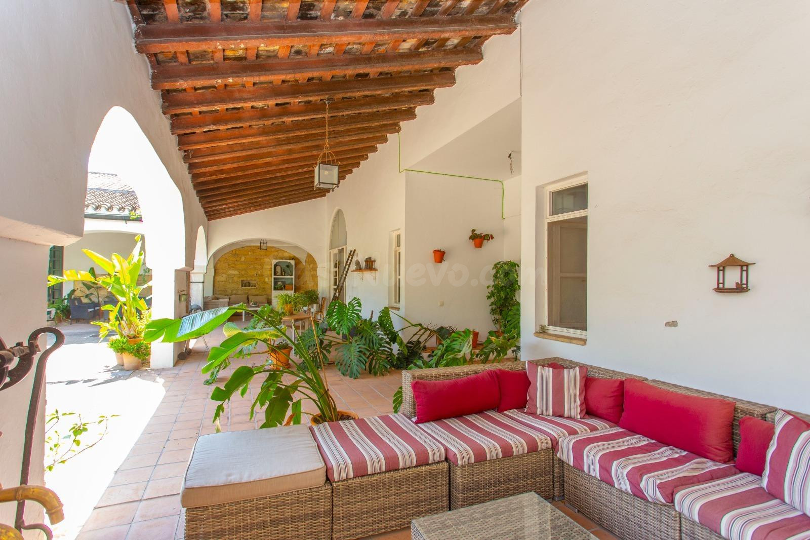 ESPECTACULAR LOFT EN CASCO DE BODEGA REHABILITADO EN EL CENTRO DE JEREZ