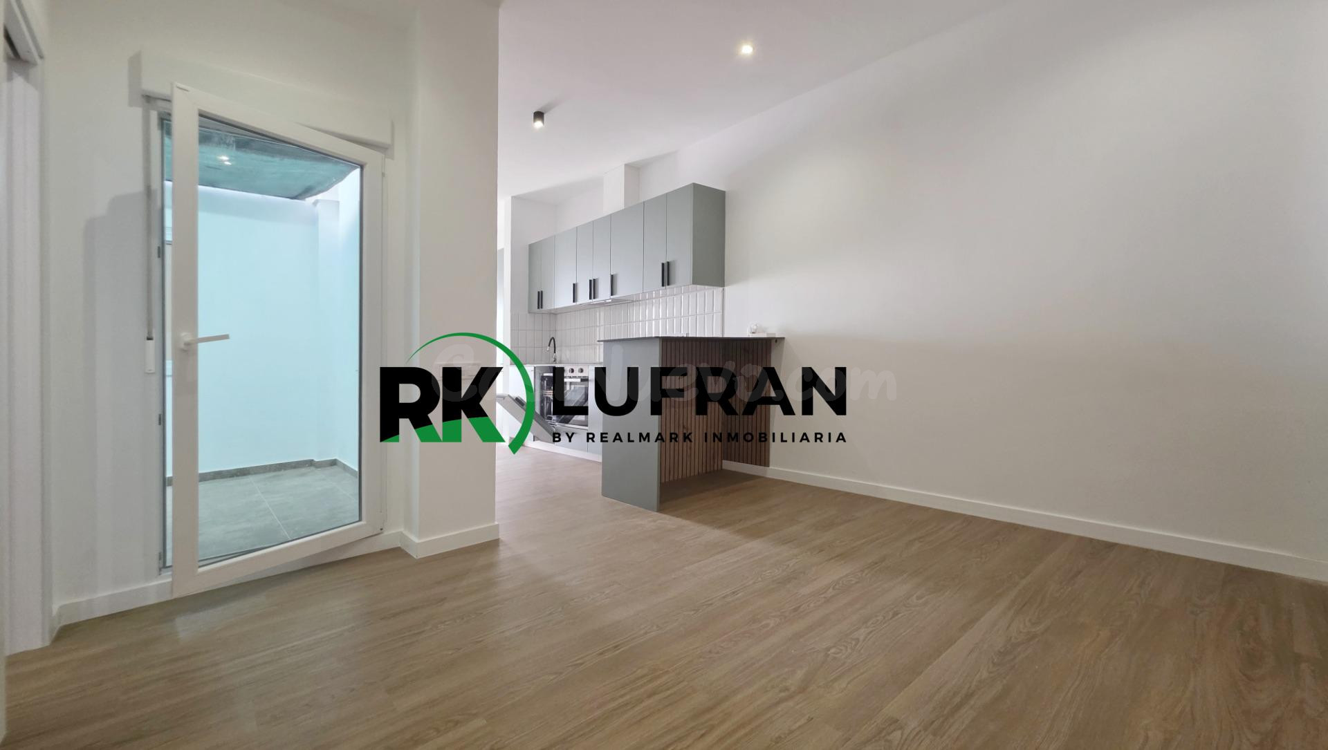 PISO EN VENTA EN CAROLINAS BAJAS - CIGARRERAS ALICANTE - foto 4