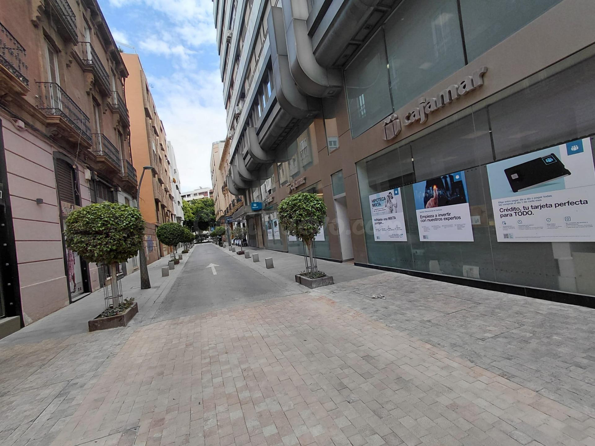 TU NEGOCIO, ALQUILER DE LOCAL COMERCIAL,  CON SOTANO, 2 BAÑO - foto 4