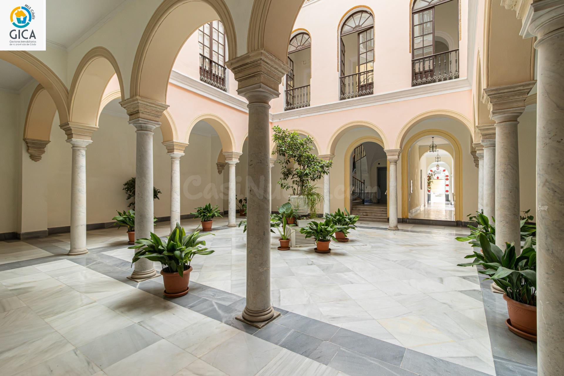 PISO REFORMADO EN EL CORAZÓN DE JEREZ