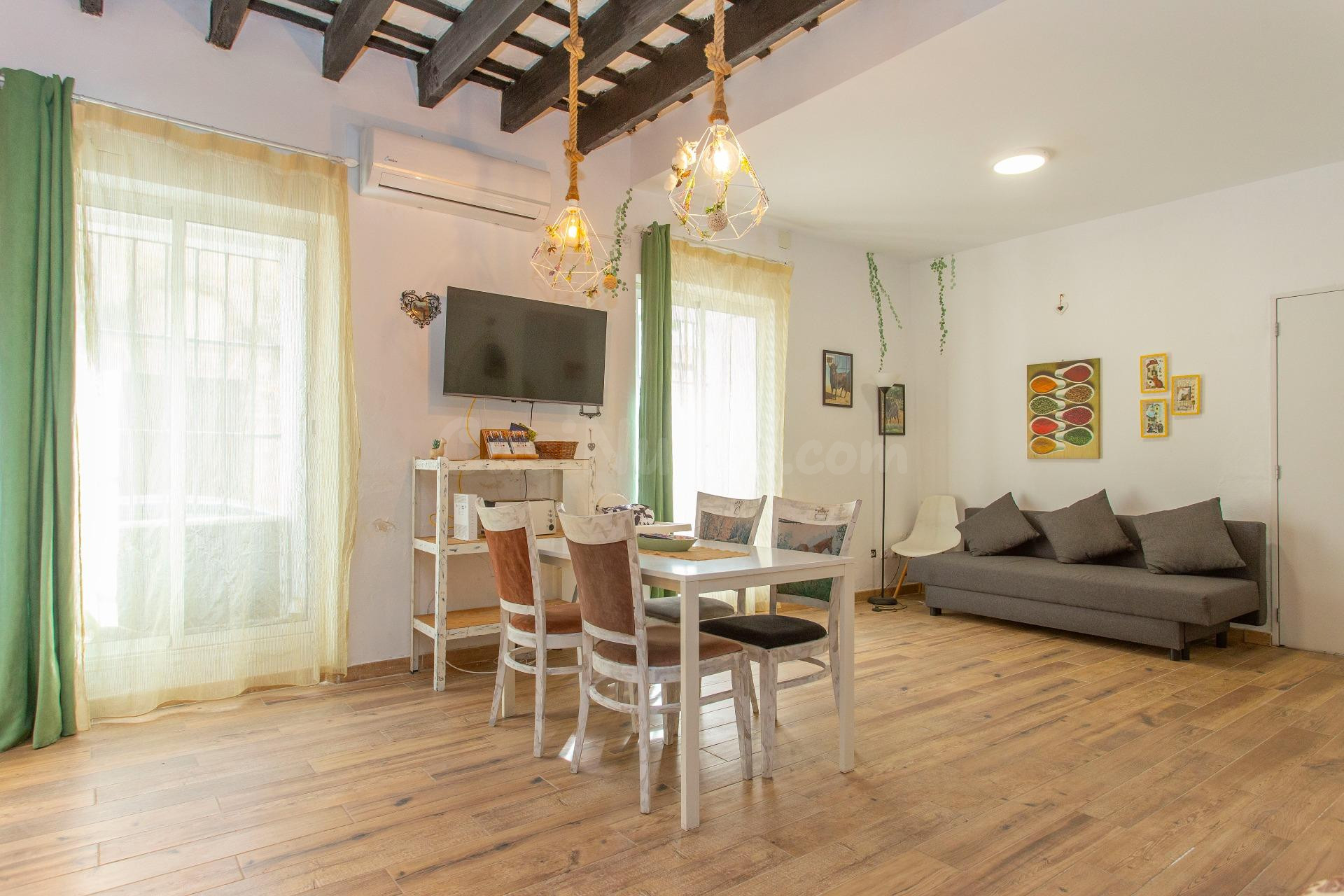 PRECIOSO LOFT EN EL CENTRO DE JEREZ, CON LICENCIA TURÍSTICA