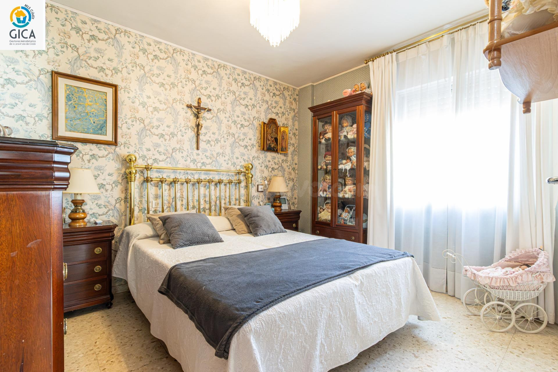 SE VENDE PISO DE 4 DORMITORIOS EN EL PARQUE ATLÁNTICO - foto 5