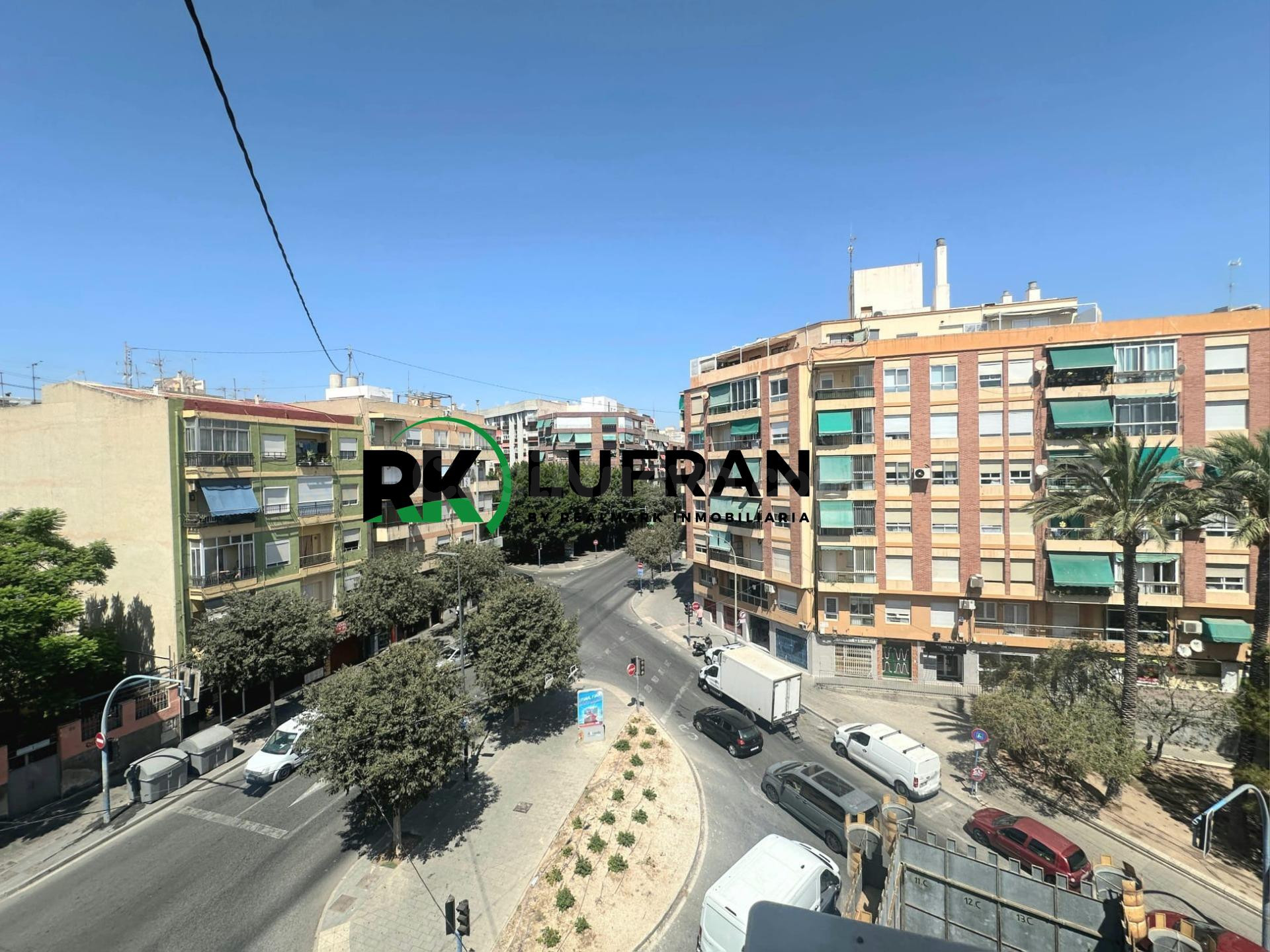PISO EN VENTA EN ALICANTE- ALTOZANO CAMPOAMOR - foto 2