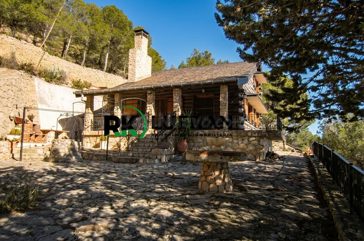 SE VENDE CHALET EN JIJONA - foto 2