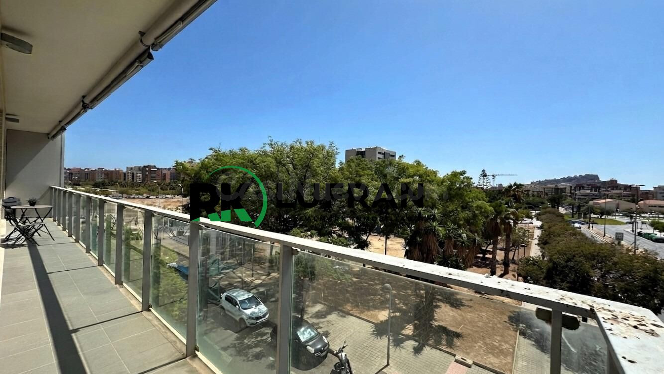 PISO CON VISTAS AL CASTILLO A LA VENTA ZONA NOU ALACANT - AL - foto 5