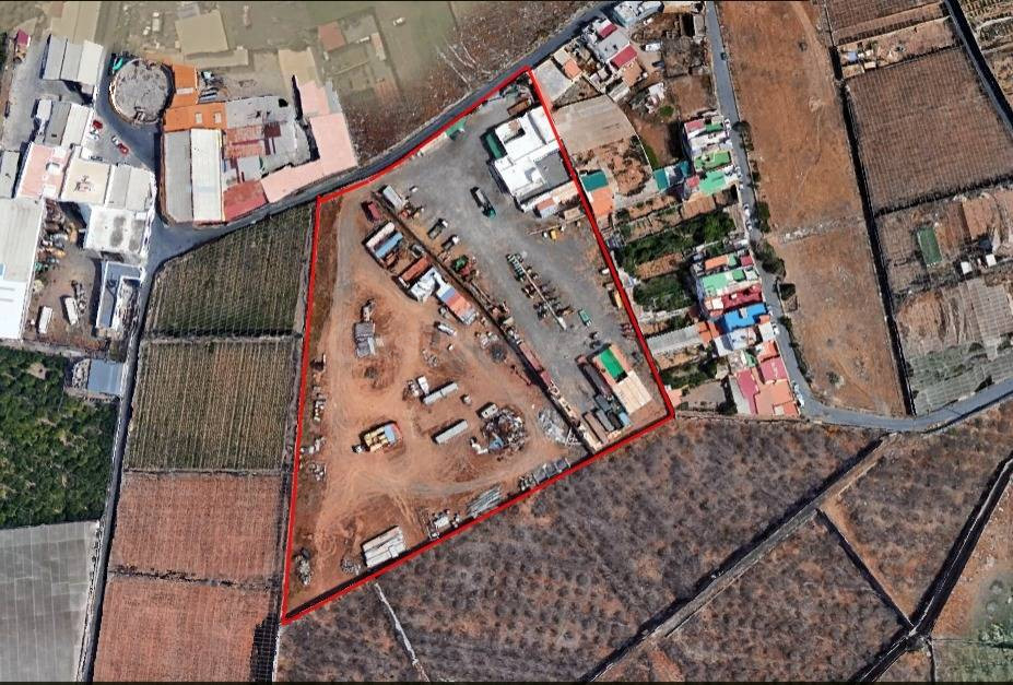 Alquiler de finca rústica con oficinas y almacén – 15.379 m2