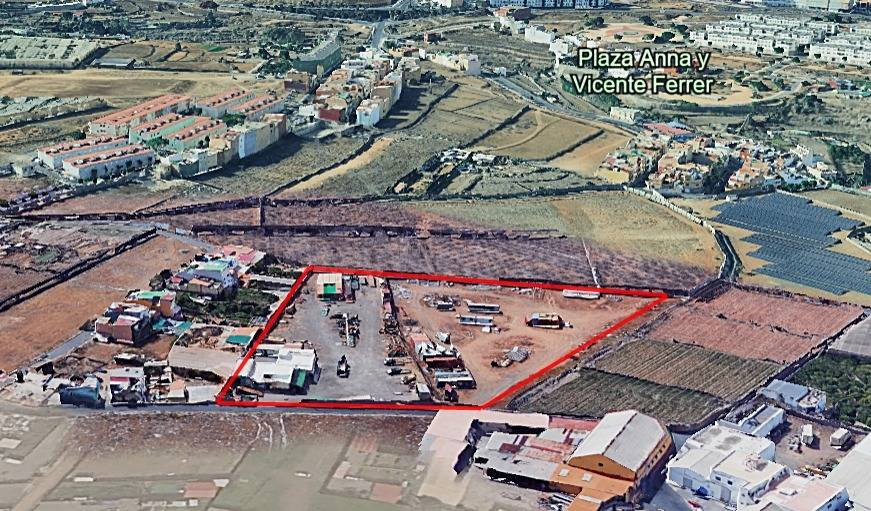 Alquiler de finca rústica con oficinas y almacén – 15.379 m2 - foto 2