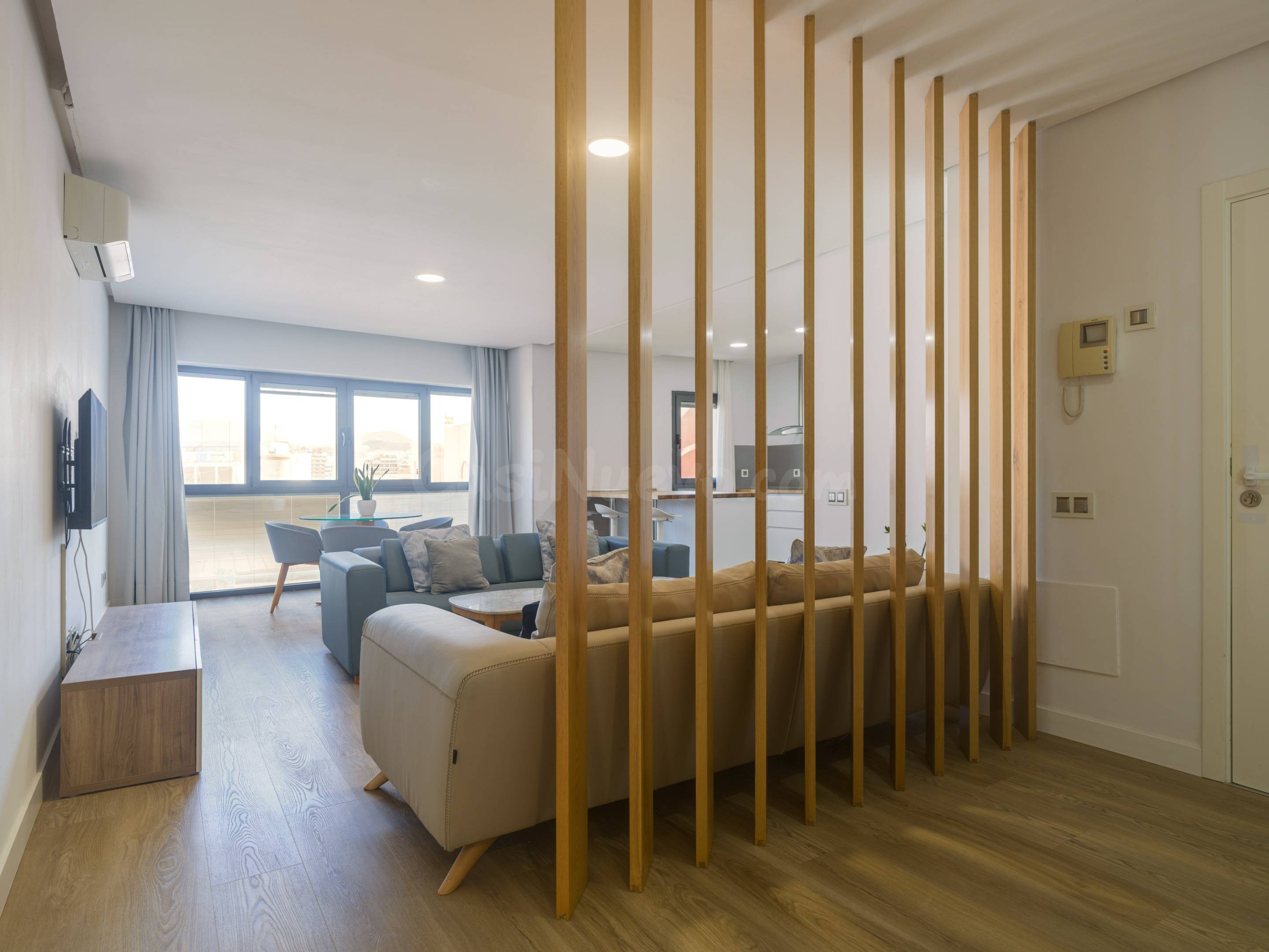 Exclusiva vivienda prácticamente en primera línea de la Playa de Las Canteras
