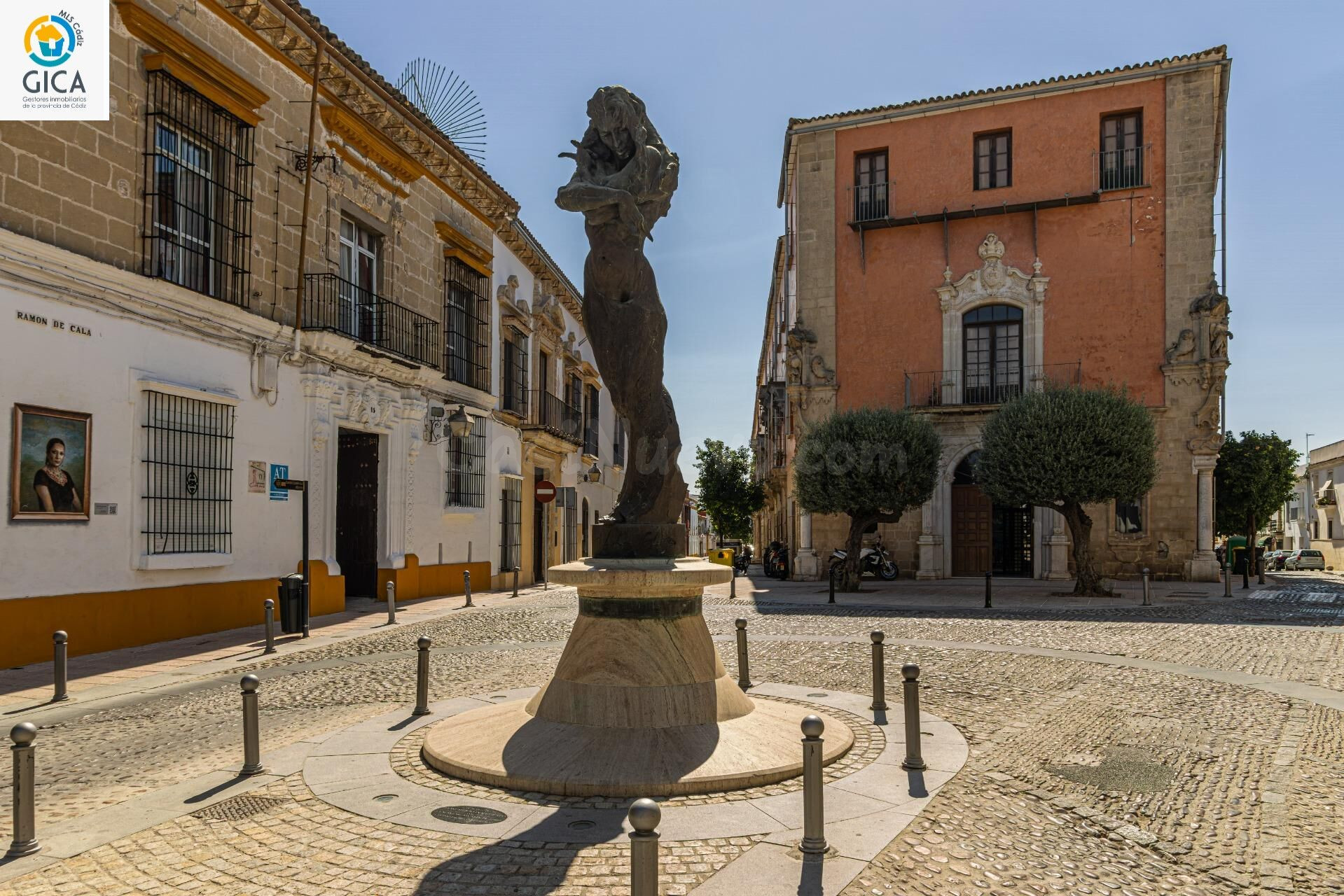 ESPECTACULAR Y MODERNO DÚPLEX CON GARAJE, EN EL CODICIADO BARRIO DE SAN MIGUEL