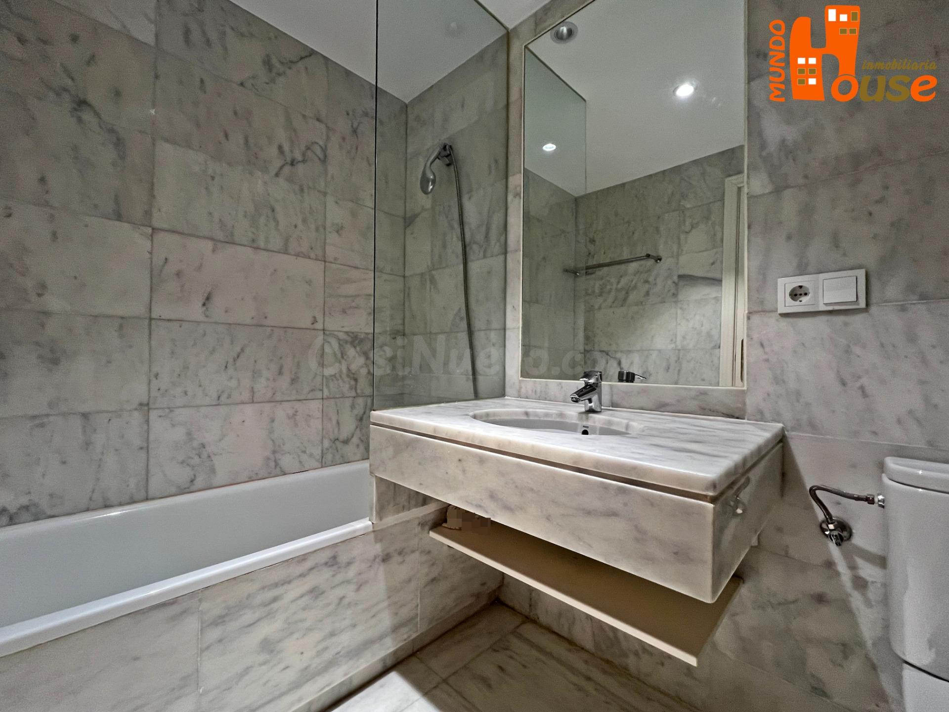 Dúplex con entrada independiente en San Ildefonso (Segovia) - foto 3