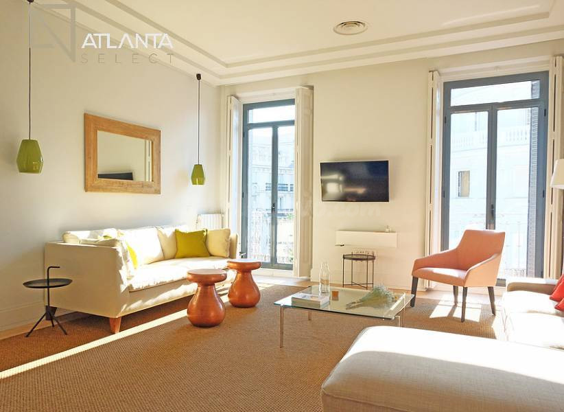 MAGNIFICA VIVIENDA DE LUJO DE 2 DORMITORIOS - foto 2