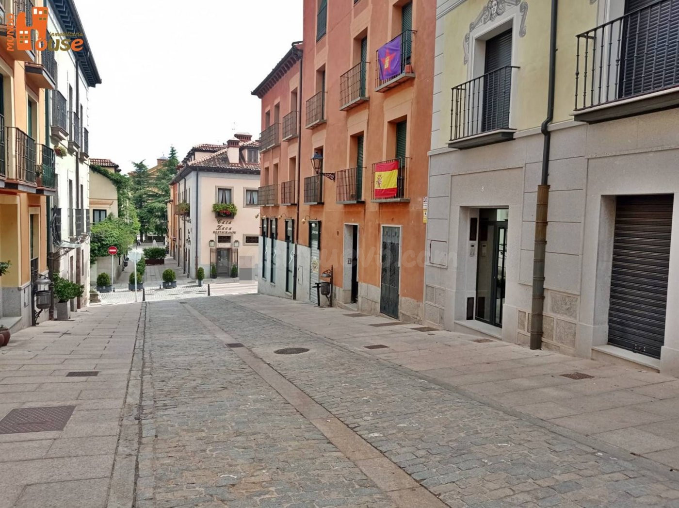 Local en San Ildefonso (Segovia) - foto 3