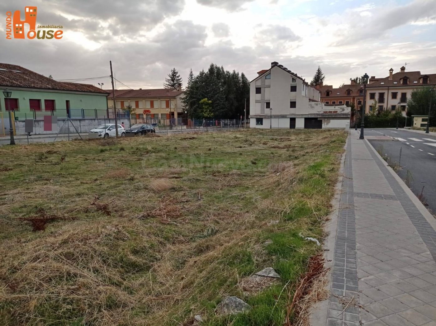 PARCELA URBANA EN SAN ILDEFONSO (SEGOVIA) - foto 2