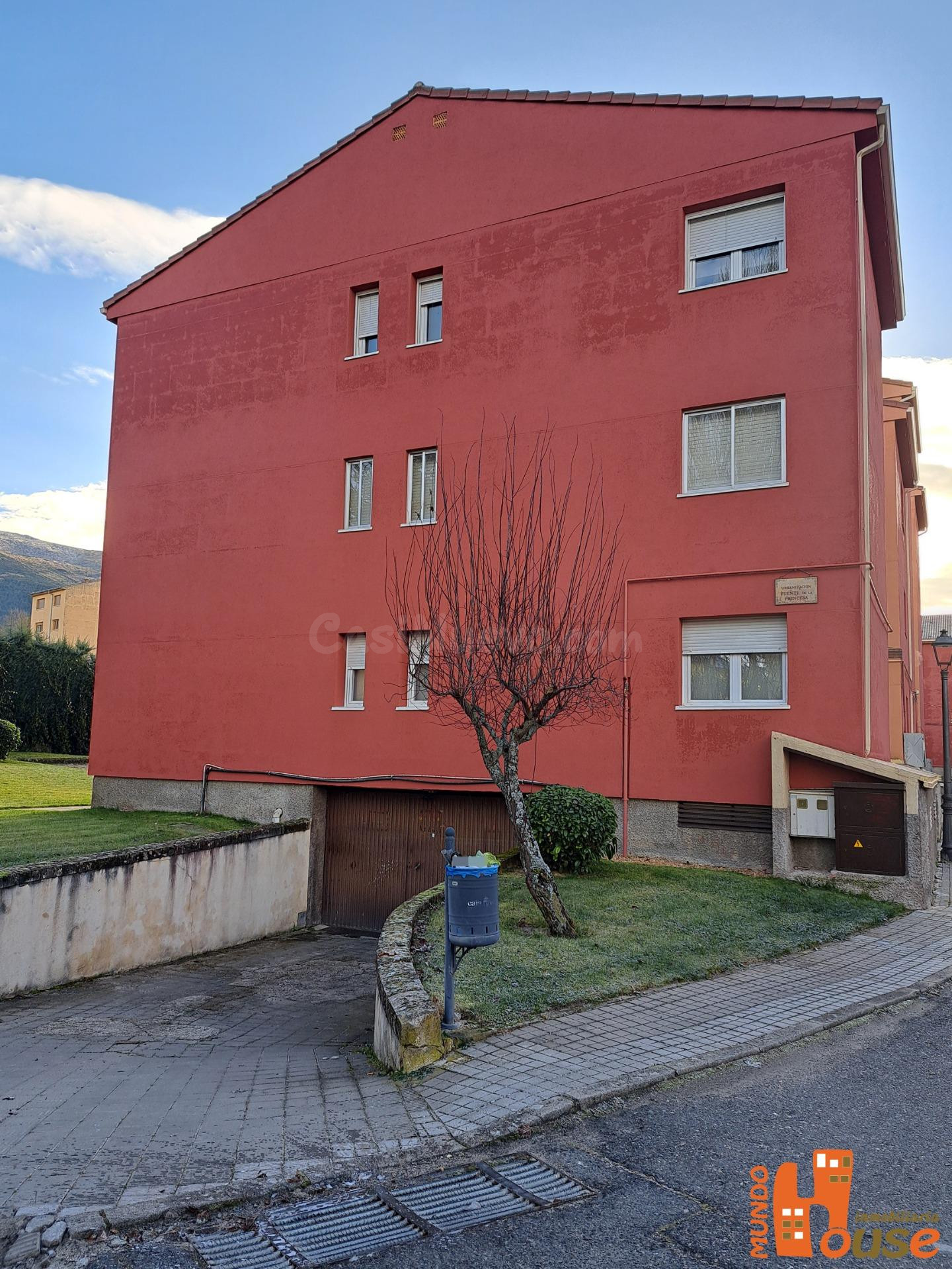 Alquiler plaza de garaje en San Ildefonso