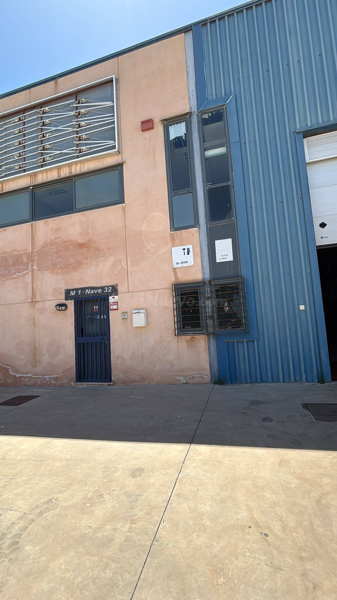 Nave industrial /Almacén 400m2 en calle del Herraje Cruce de - foto 2