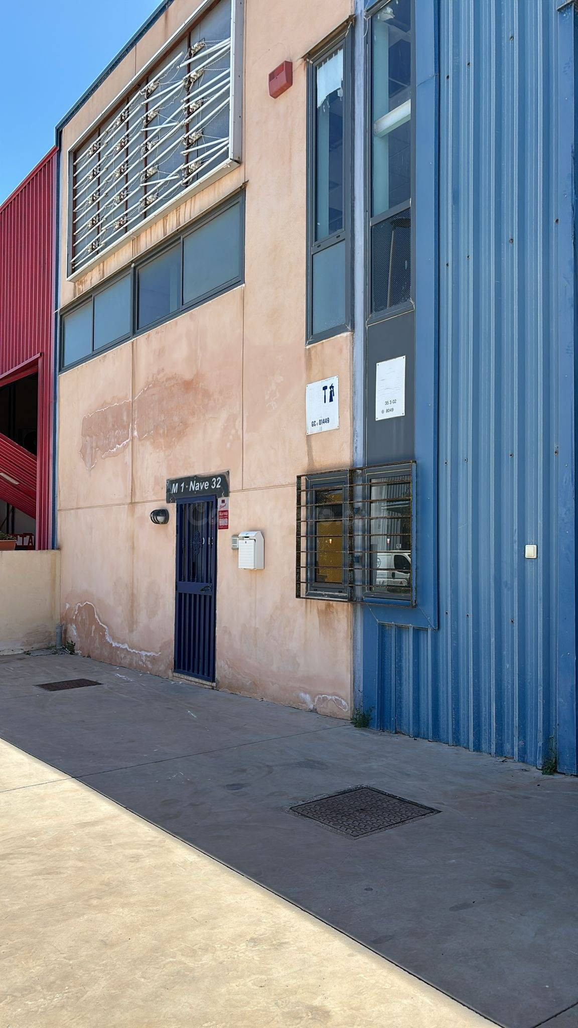 Nave industrial /Almacén 400m2 en calle del Herraje Cruce de - foto 3