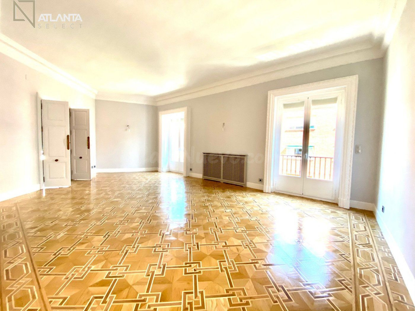 MARAVILLOSO PISO EN BARRIO SALAMANCA - foto 2
