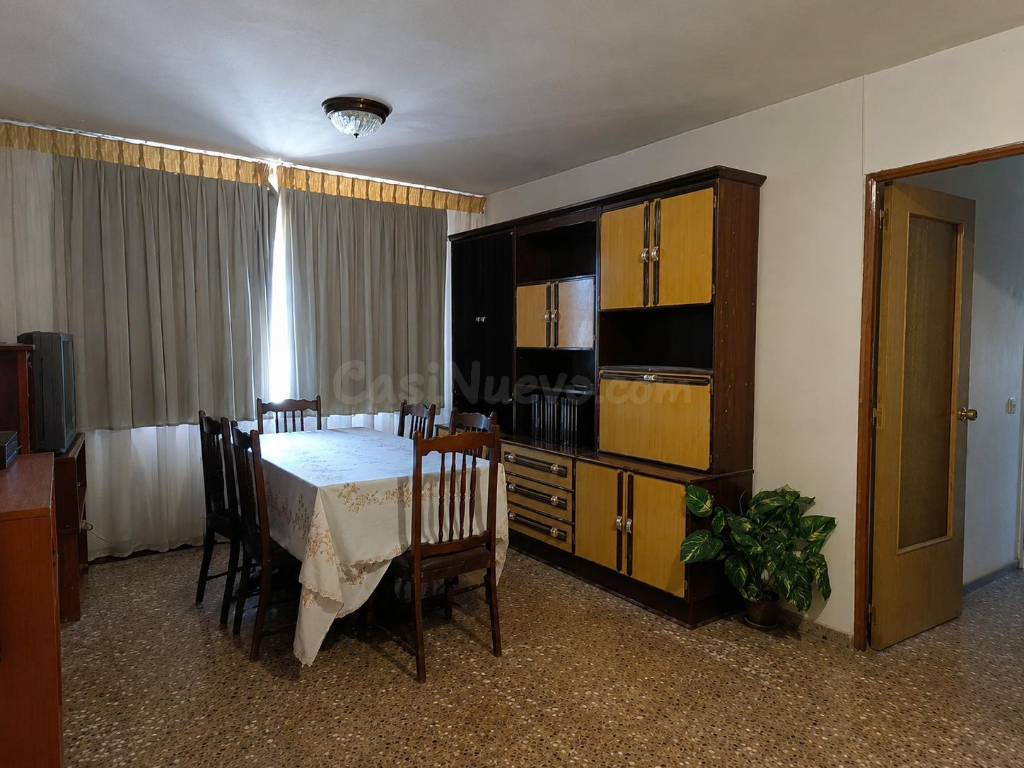 Vivienda en planta baja para reformar en Chimisay