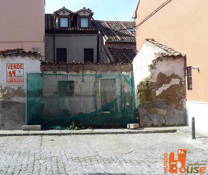 Terreno Urbano en el Centro de San Ildefonso.