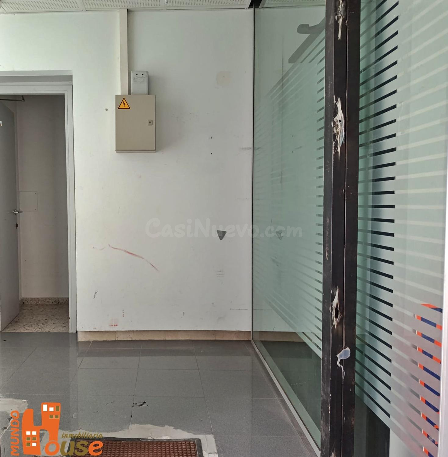 Local comercial en alquiler en pleno centro de San Ildefonso - foto 3