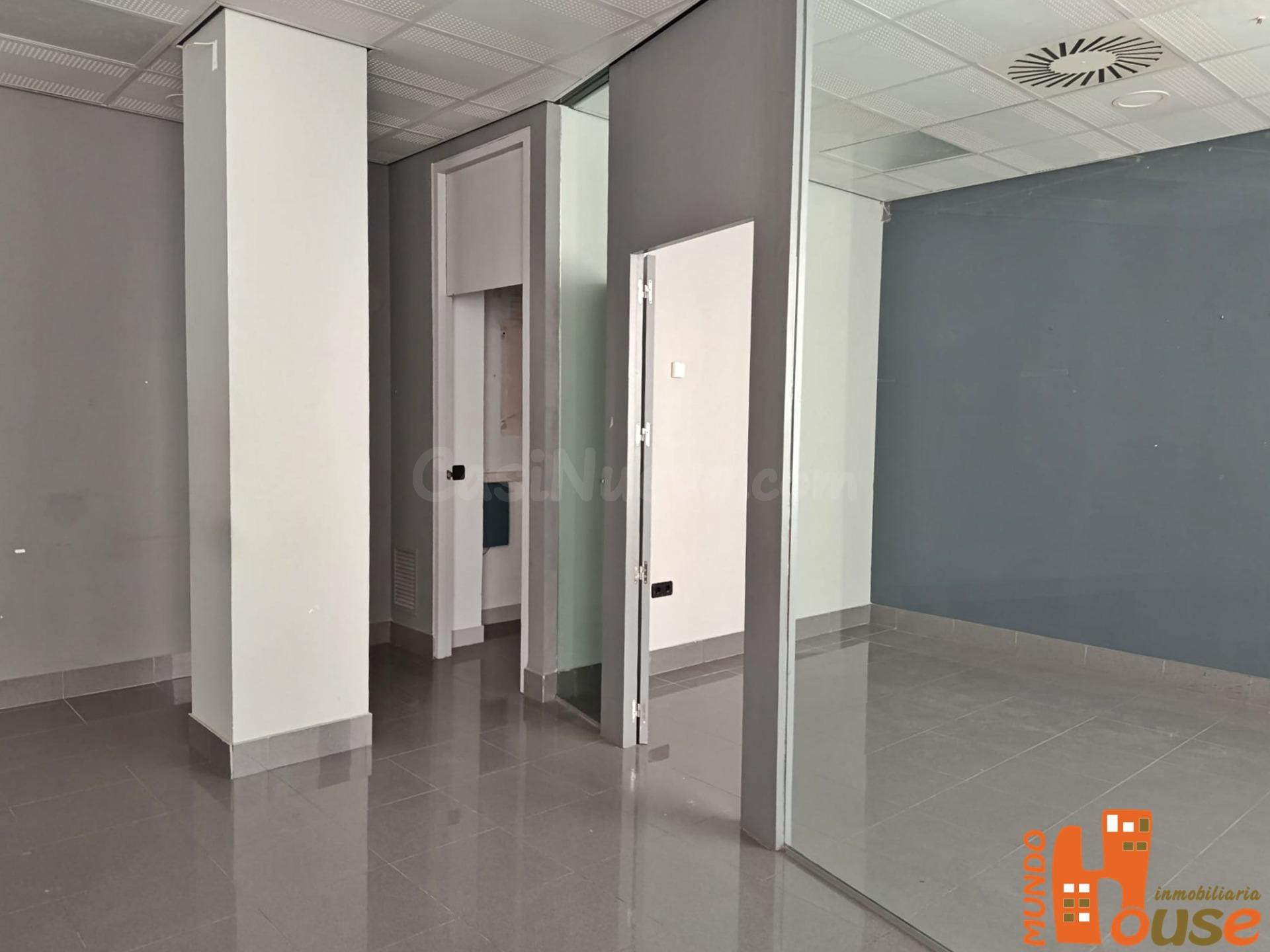 Local comercial en alquiler en pleno centro de San Ildefonso - foto 5