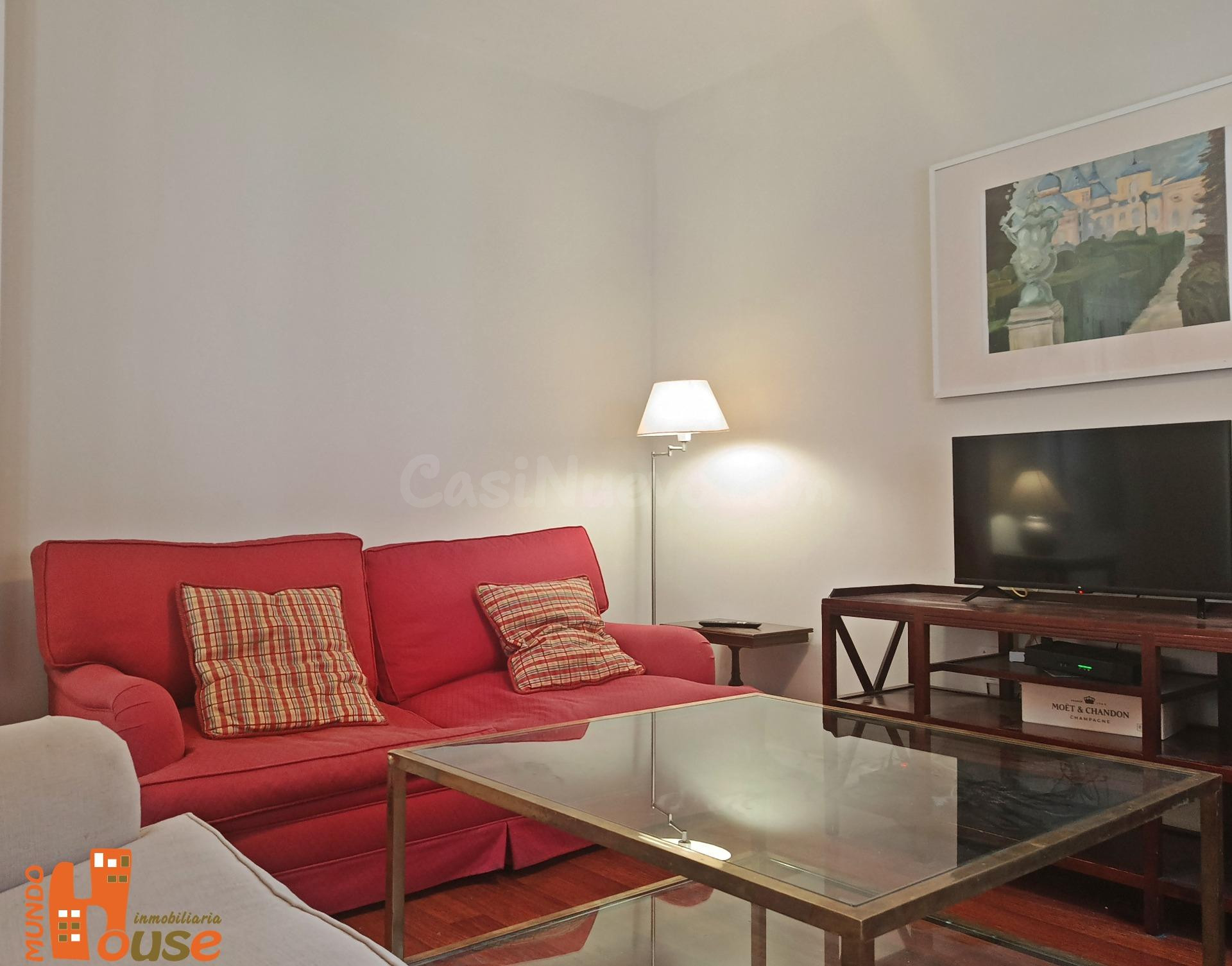 Casa unifamiliar en el centro de San Ildefonso - foto 2