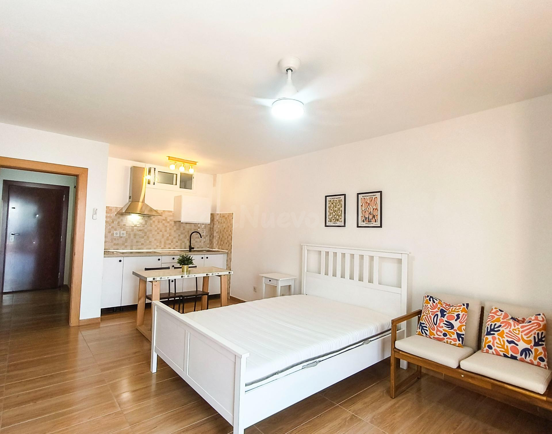 Estudio luminoso con terraza y vistas al Teide · Puerto de l - foto 4