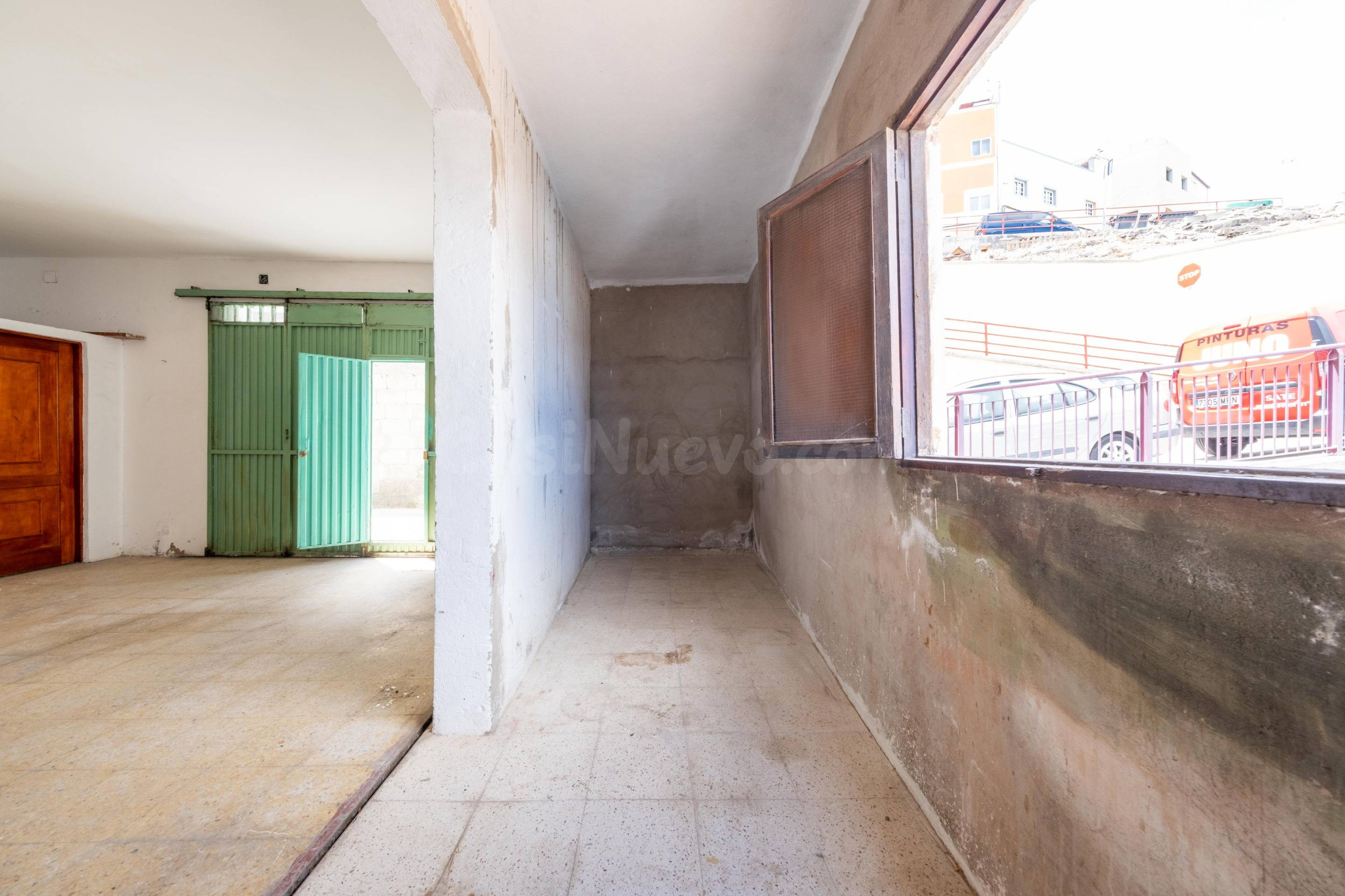 Casa terrera en esquina con amplio garaje y azotea con vista - foto 4