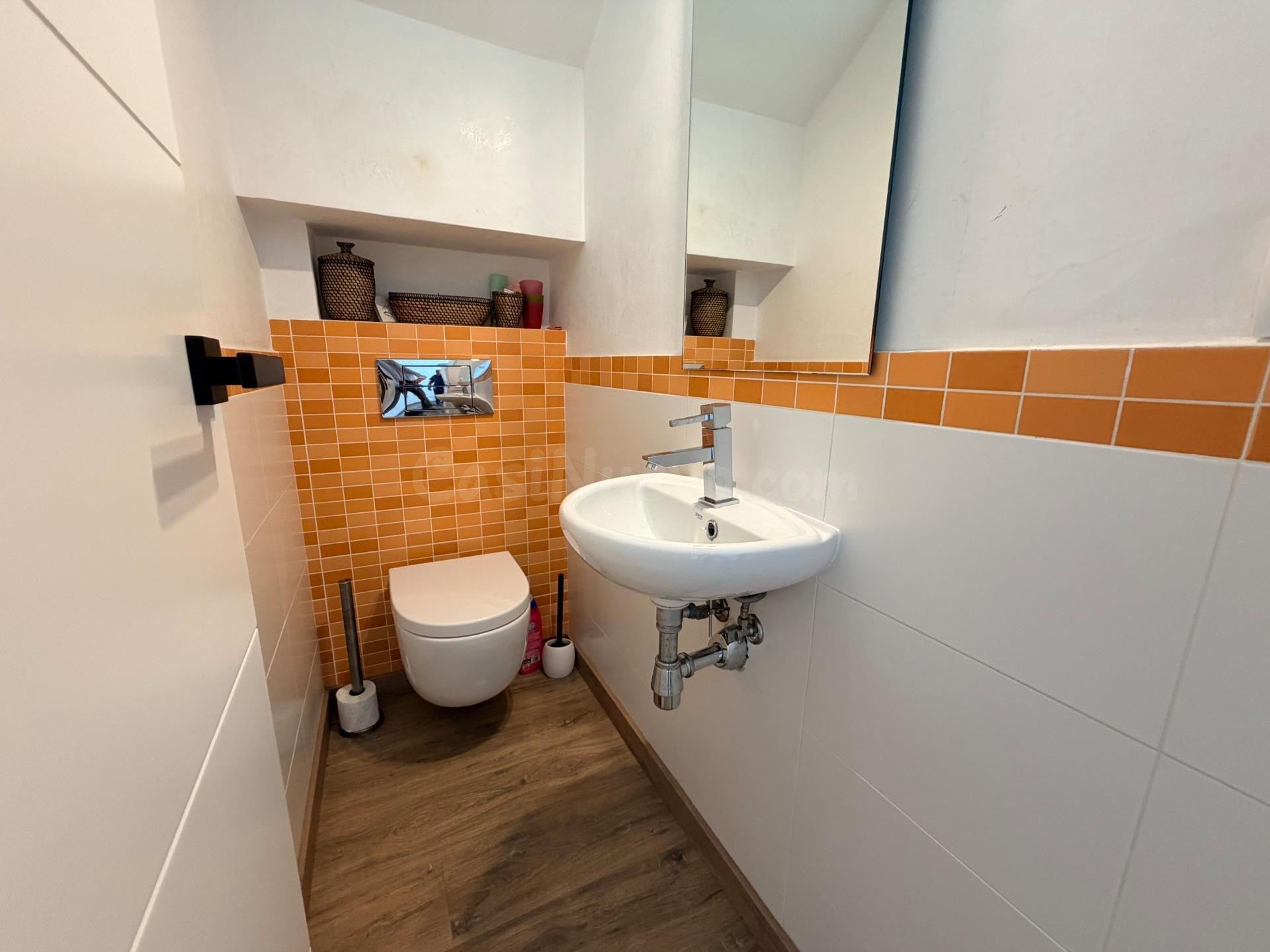 Casa de 3 habitaciones con piscina Propia y garaje - foto 4